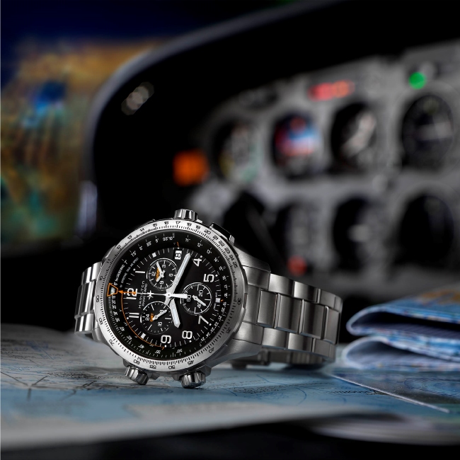 Hamilton Khaki X-Wind Chrono GMT - Image 6